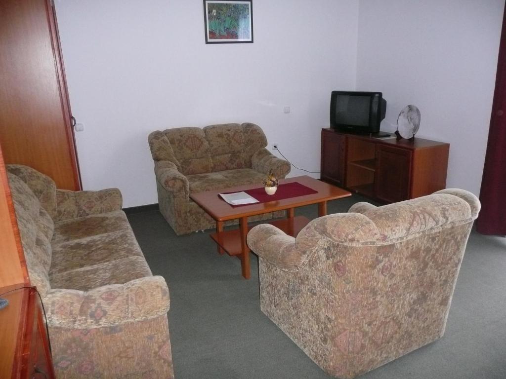 Hotel Ovit Keszthely Room photo